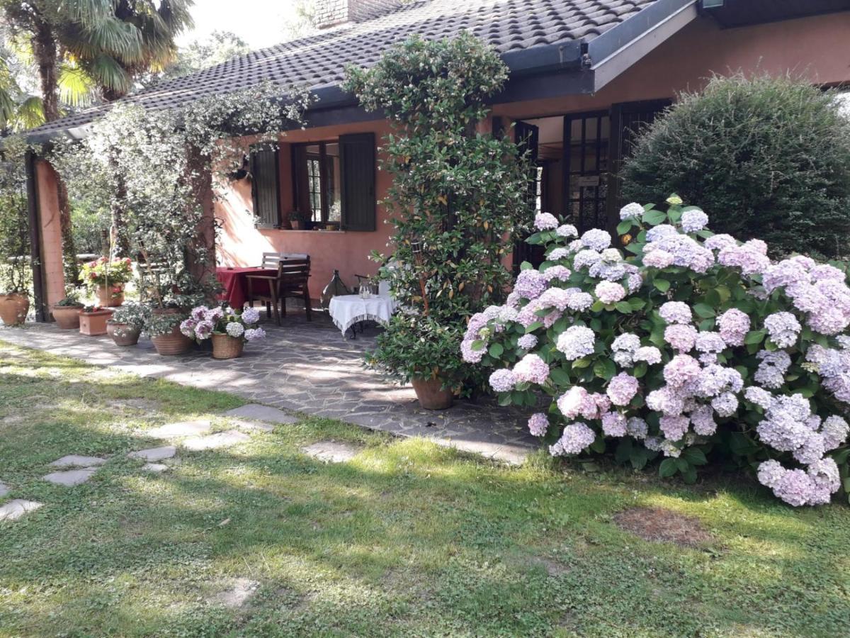 B&B Al Roncaccio Calco  Exterior foto